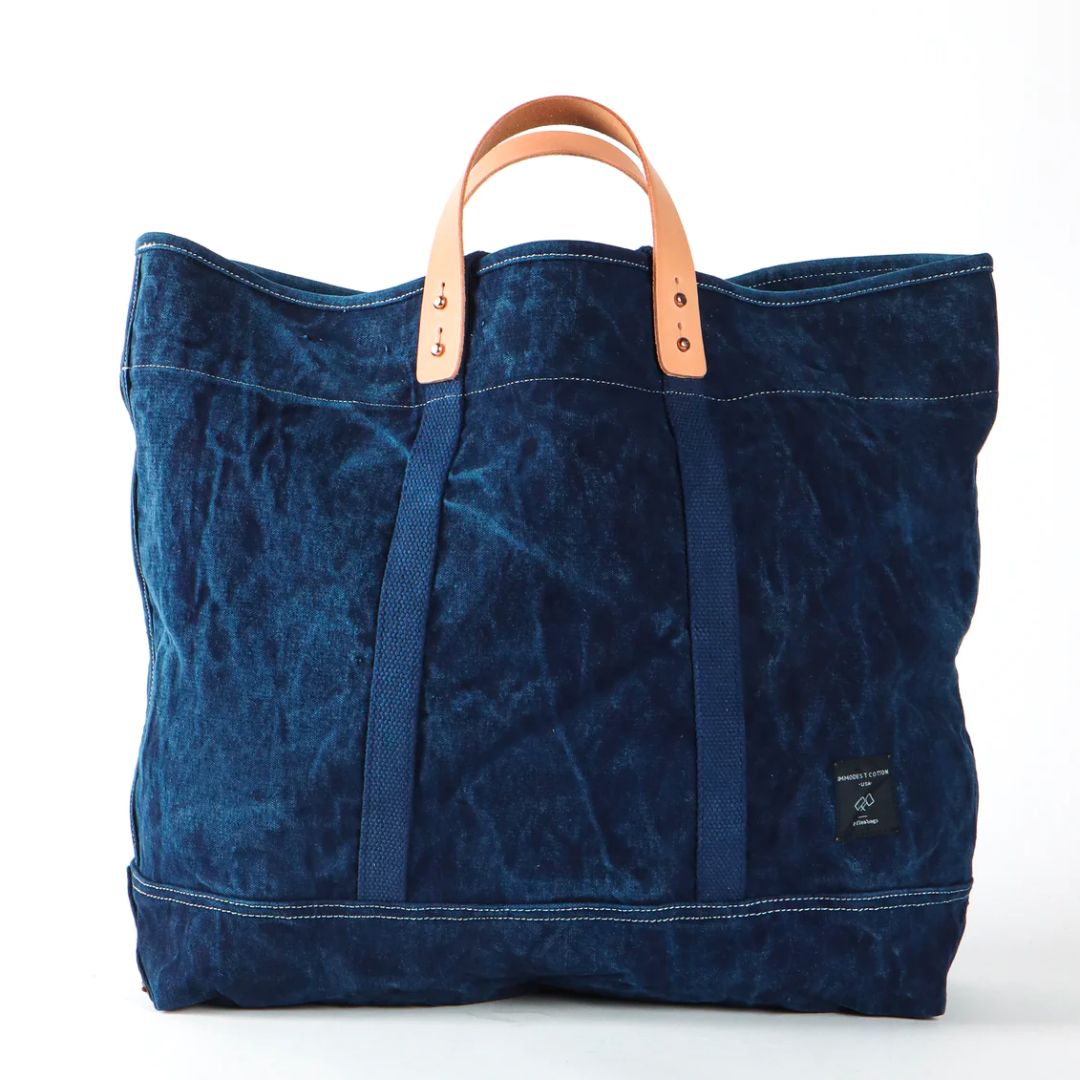 Large East West Tote