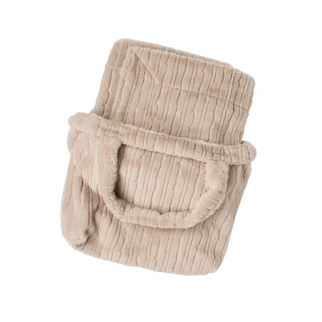 Barefoot Dreams Dream Channel Faux Fur Blanket & Bag Set