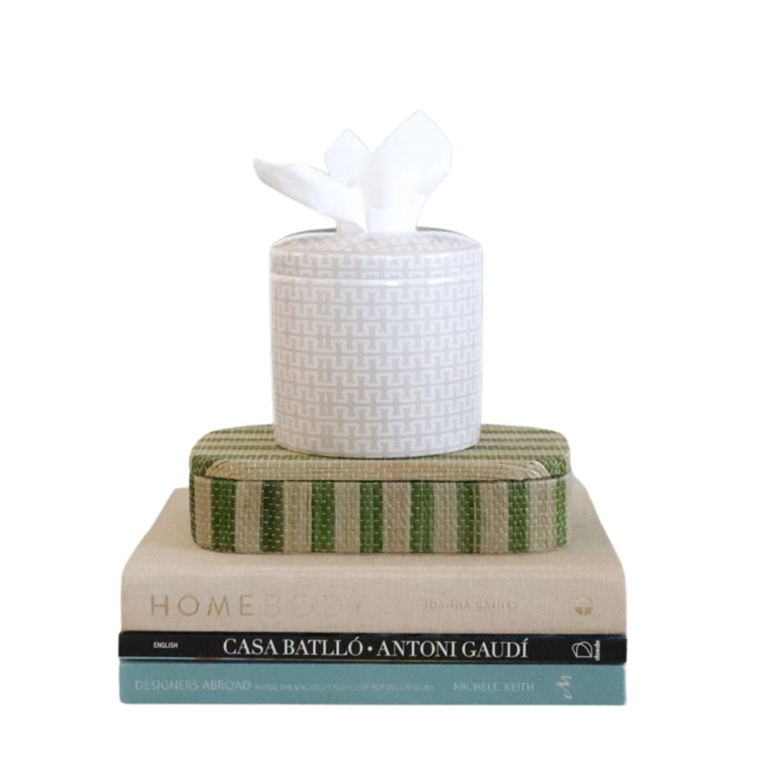 Tissue Holder