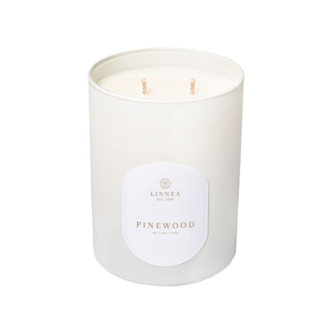Linnea Seasonal Candle